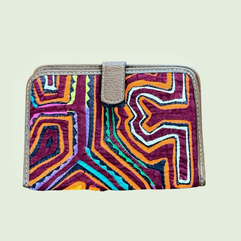 Boots N Bags Colombian Leather Passport Holder Colorful Kuna Mola Wallet